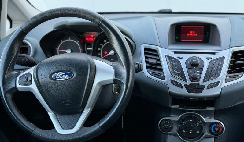 Ford Fiesta 2010 1.6D 90CP completă