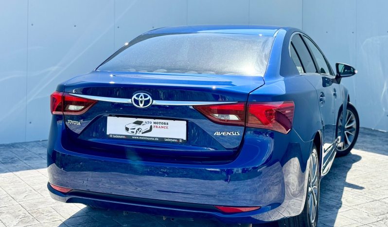 Toyota Avensis D-4D 10/2015 completă