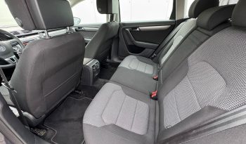 Volkswagen Passat 2.0 tdi 143 cp an 2011 completă