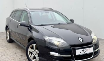 Renault Laguna completă