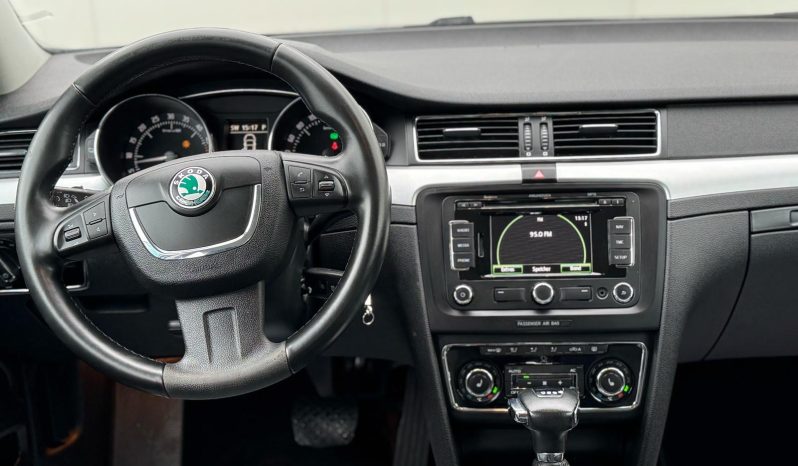 Skoda Superb 2.0 Dsg completă
