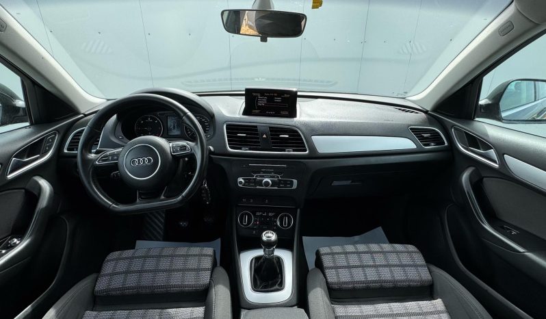2016 Audi Q3 Facelift completă
