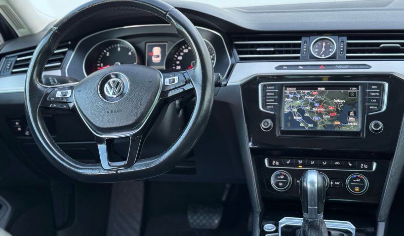 Volkswagen Passat 2.0 tdi 150 cp an 2016,cutie automata Dsg completă