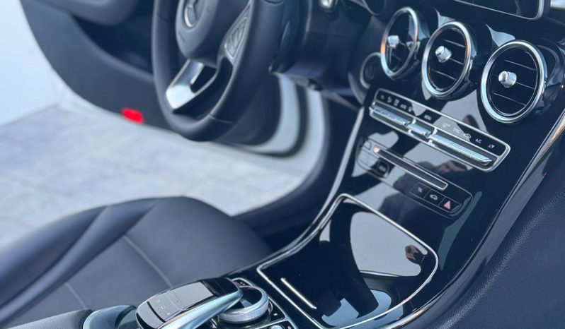 Mercedes Benz Clasa C completă