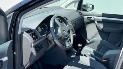 VW Touran 1.6 tdi model 7 locuri an 2011