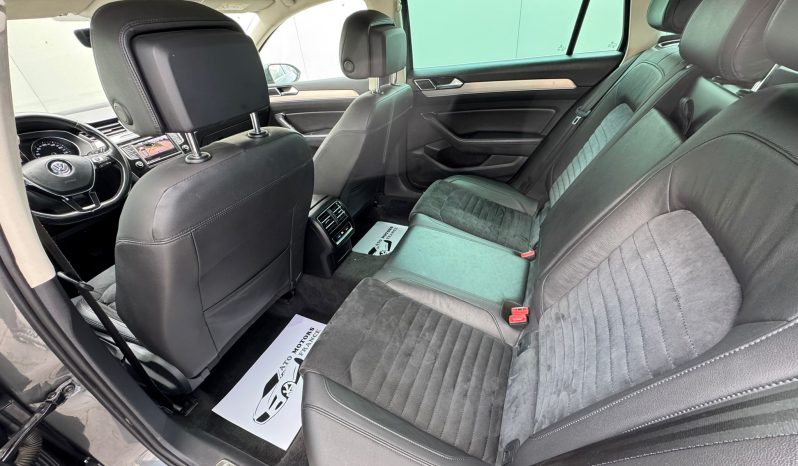 Volkswagen Passat 2.0 tdi 150 cp an 2017 completă