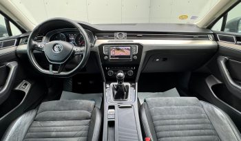 Volkswagen Passat 2.0 tdi 150 cp an 2017 completă