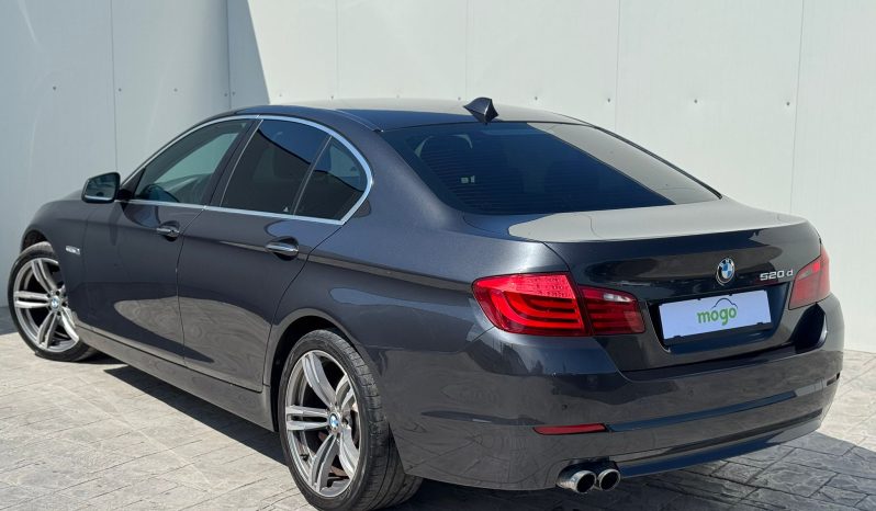 Bmw 520d 184cp cutie viteze automata, an 2010 completă