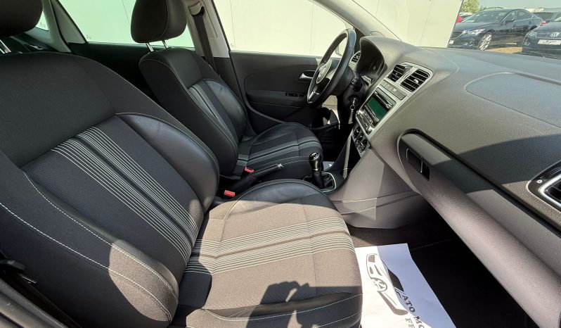 VW Polo model Match 1.6 diesel 90cp an 2012 completă
