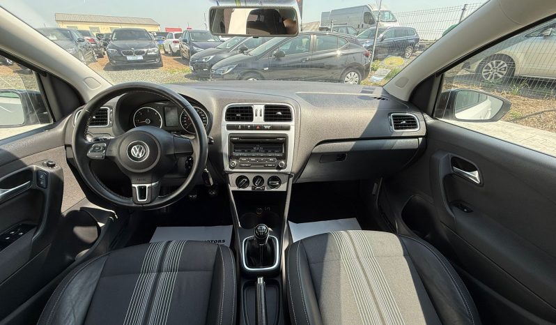 VW Polo model Match 1.6 diesel 90cp an 2012 completă
