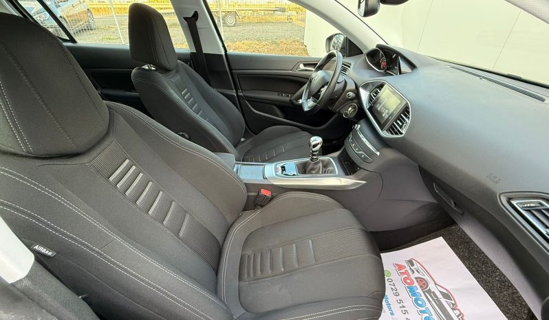 Peugeot 308 Allure 1.6i 2014 completă