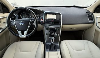 VOLVO XC 60 , 2.0 d 180cp AUTOMAT completă