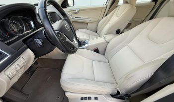 VOLVO XC 60 , 2.0 d 180cp AUTOMAT completă