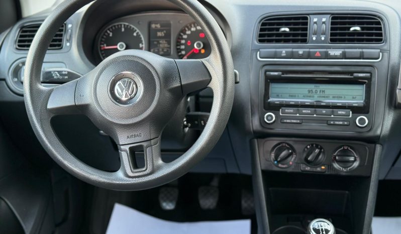 VW Polo 1.2 diesel 75cp an 2010 completă