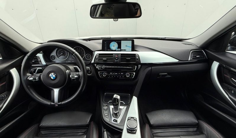 Bmw 330e plug-in Hybrid completă