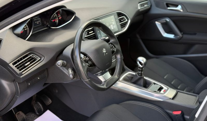 Peugeot 308 Allure 1.6i 2014 completă