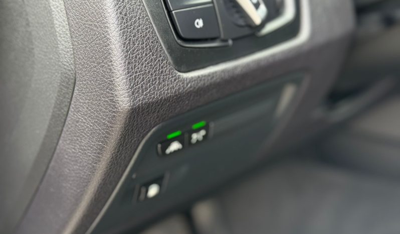 Bmw 330e plug-in Hybrid completă