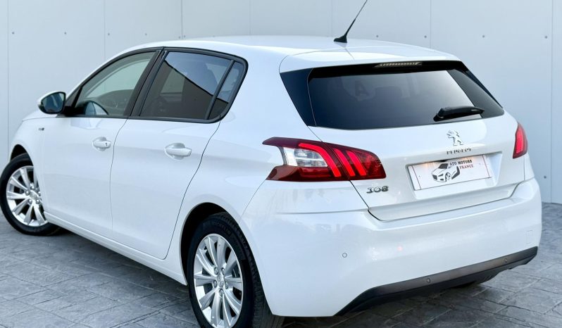 Peugeot 308 Allure 1.2i 110cp manuala completă