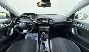 Peugeot 308 Allure 1.2i 110cp manuala completă