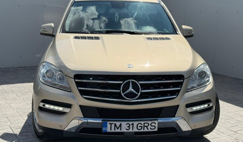 Mercedes-Benz ML 250 cdi 204 cp motor 2143cmc diesel an 2012 completă