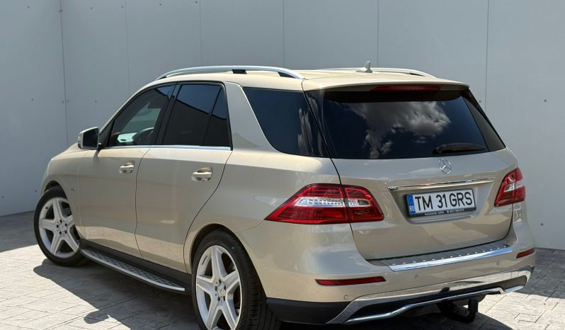 Mercedes-Benz ML 250 cdi 204 cp motor 2143cmc diesel an 2012 completă