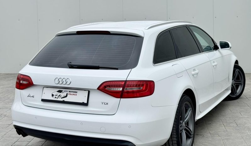 2012 Audi A4 Facelift 2.0 tdi 143cp S-line exterior completă