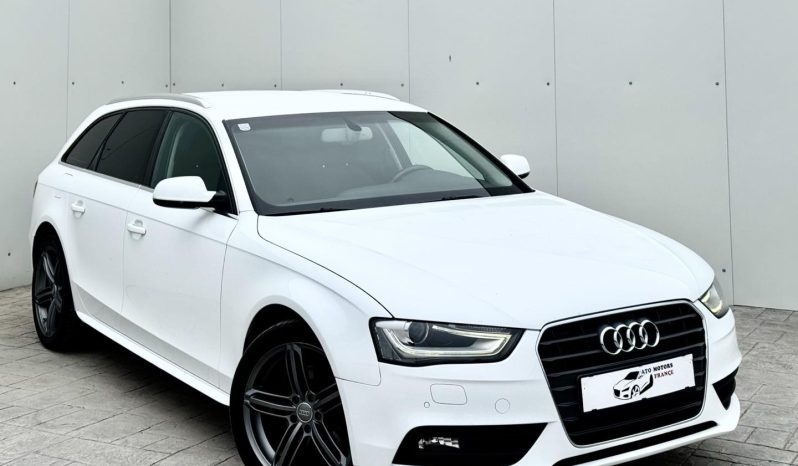 2012 Audi A4 Facelift 2.0 tdi 143cp S-line exterior completă