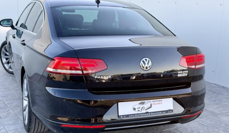 Volkswagen Passat 2.0 tdi 150 cp  an 2016 completă