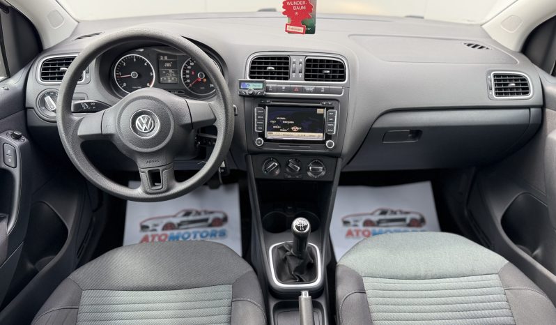 VW Polo 1.6 diesel 90cp an 2011 completă