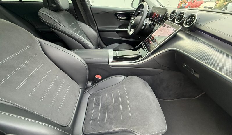 Mercedes-Benz C200 Hybrid 204cp motor 1500 benzina an 2023 completă