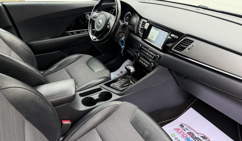 Kia Niro 1.6i 104cp Hybrid an 6/2017 completă