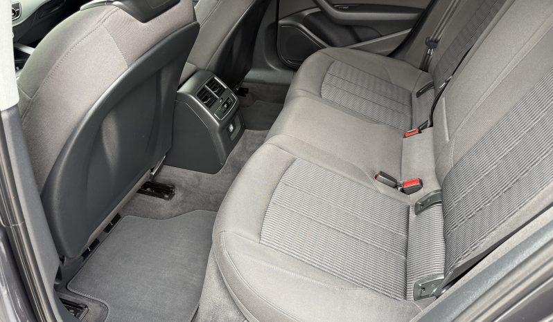 Audi A4 limuzina 2.0 tdi 150cp Automata an 2018 completă