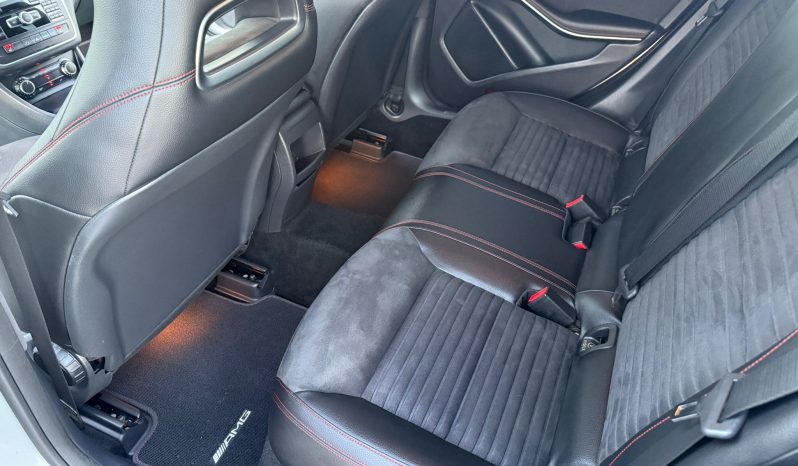 Mercedes-Benz CLA 200cdi Pak AMG, cutie automata completă