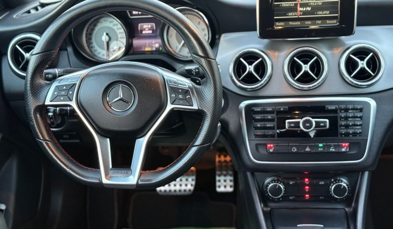 Mercedes-Benz CLA 200cdi Pak AMG, cutie automata completă