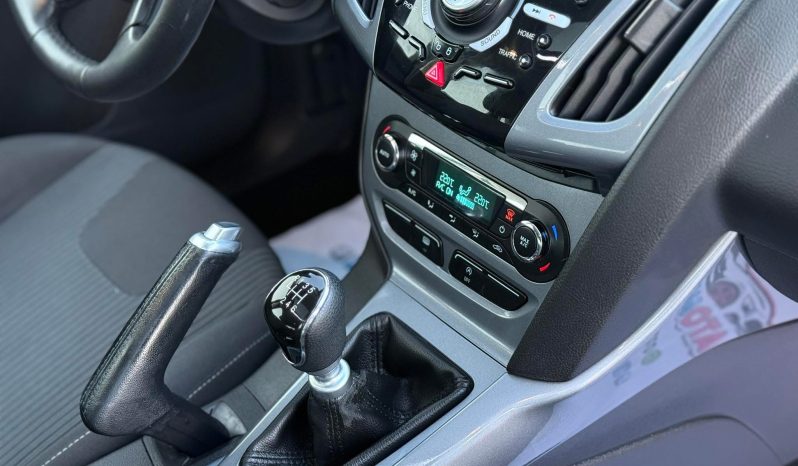 Ford Focus, 1.6i kit ST completă