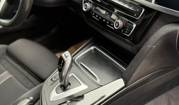 Bmw seria 3 , 2.0d , 150 CP, model Sport line, an 2016 completă